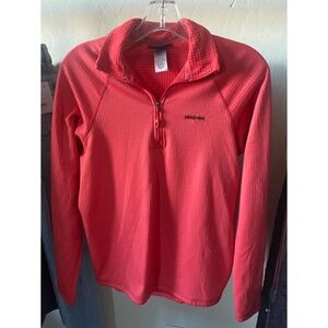 Patagonia women’s pullover